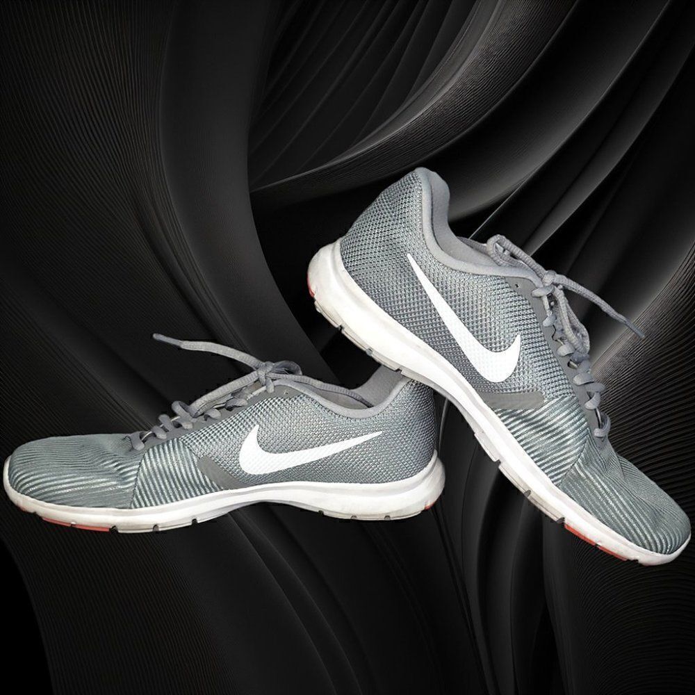 Nike womens Flex Bijoux gray running trainer shoes